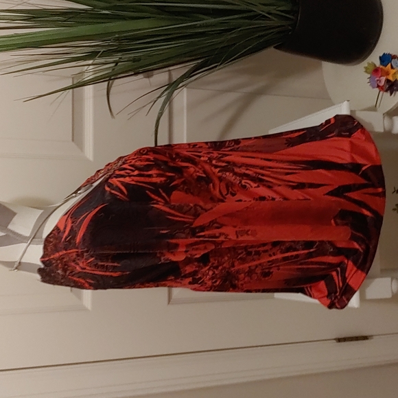 Beautiful Top! One World! - Picture 4 of 8